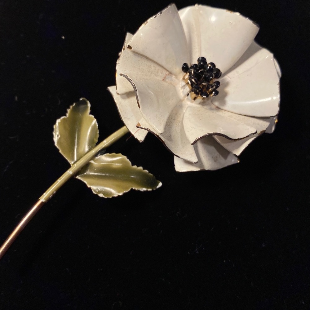 Vintage Flower Brooch